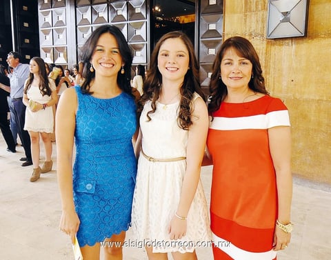 Lizeth, Anacris y Cristina.
