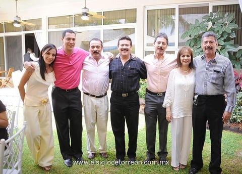 IVETTE,  Mony, Enrique, Jorge, Luis, Laura y Javier.