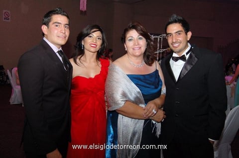 Ricardo,  Marilolis, Óscar y María Dolores.