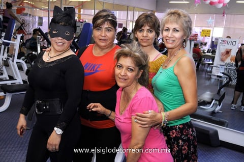 Paty,  Aurora, Silvia, Rocío y Rosy.
