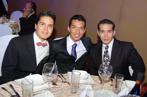 LUIS,  Sandra, Ale, Anabel, Denisse y Enrique.
