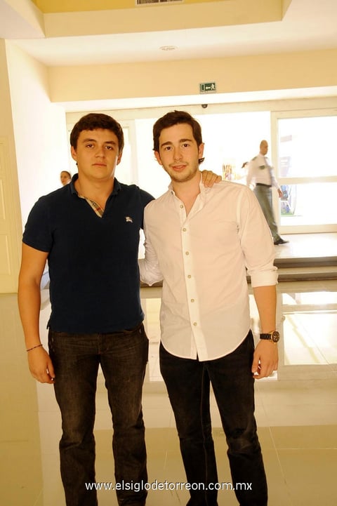 JUAN CARLOS  y Carlos.