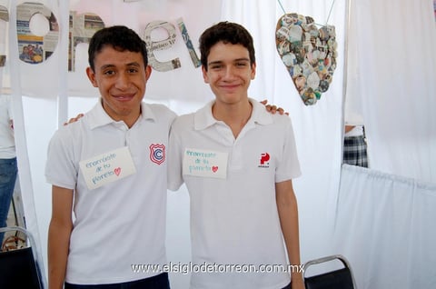 Alejandro y Leonardo.
