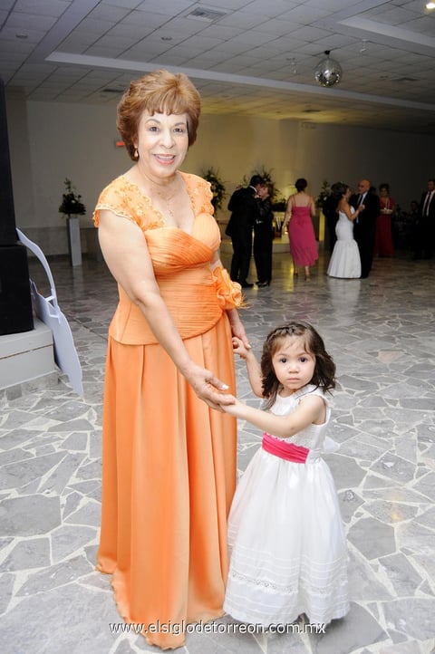 Sara y Mariana.