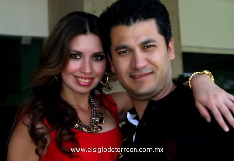 YURI  y Salvador.