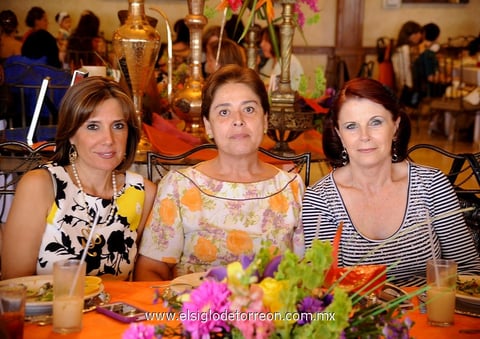 GABY,  Lety y Maribel.