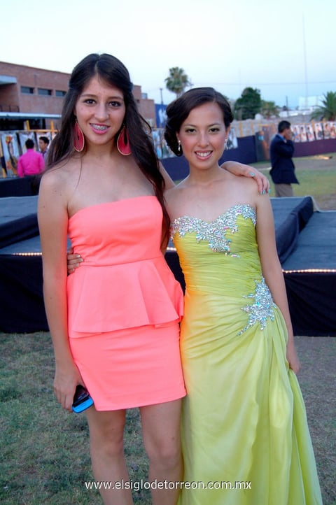 VICTORIA  y Marifer.