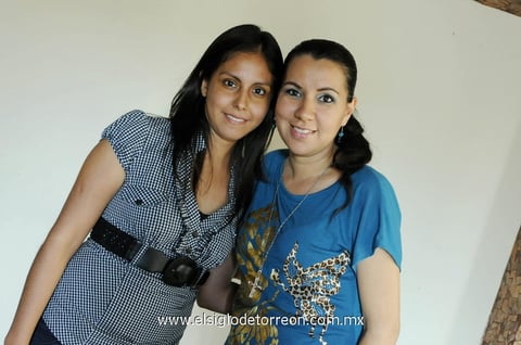 LUPITA  y Patricia.