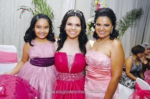 FIESTA DE QUINCE AñOS.  Ximena, Ana Sofía y Liliana.