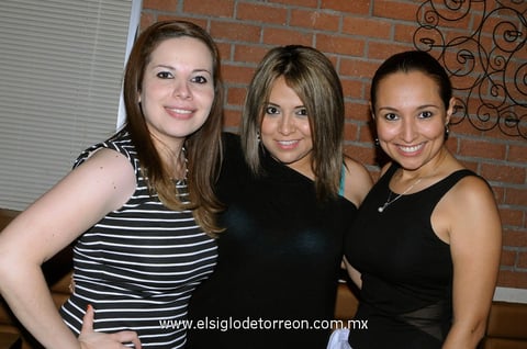 ANILú MONTAñEZ,  Ada Alicia Herrada y Bárbara Verona.