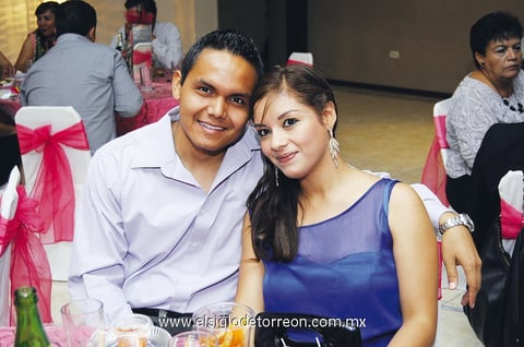 César y Luz María.