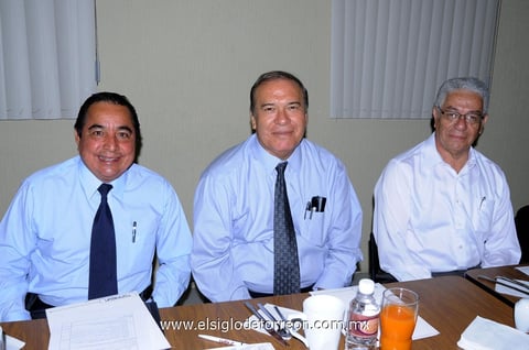 ROQUE MáRQUEZ,  Reginaldo Moreno y José Luis Elías.