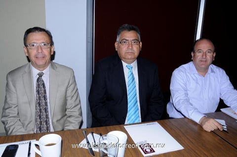 RAFAEL RODRíGUEZ,  José Serrano y Luis Arturo Dávila.