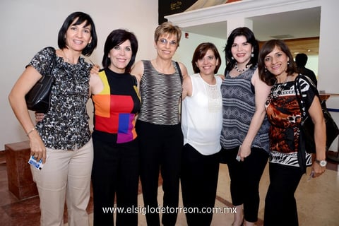 MARíA EUGENIA  y Ana Cecilia.