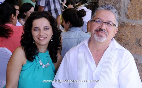 ANA LUISA  y Aniceto.