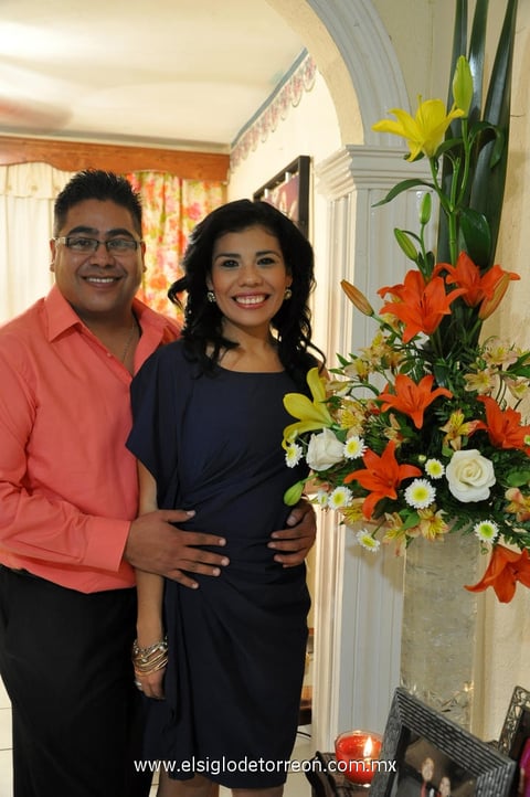 César Luján Olguín y Berenice Correa Rodríguez se casarán en breve.
