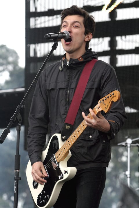 En el último día de la gira musical, se presentaron importantes exponentes de la música en español como División Minúscula, Molotov, Panteón Rococó, El Gran Silencio, Los Bunkers, Las Víctimas del Doctor Cerebro, La Cuca, Inspector,  y Los Estrambóticos.