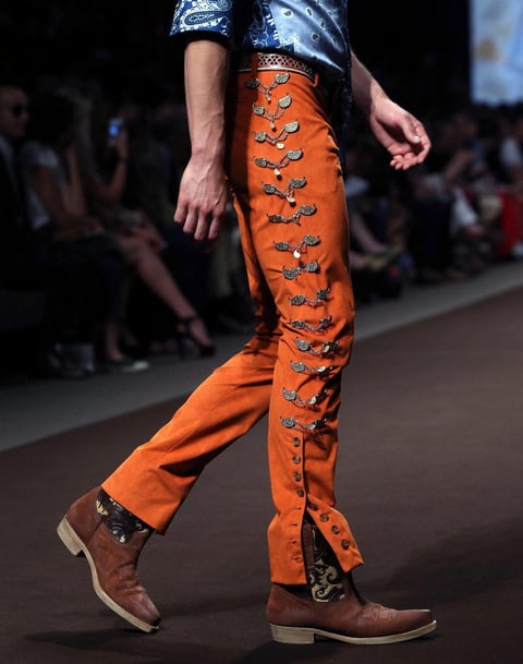 La firma italiana Etro presentó diseños inspirados en México durante un desfile celebrado en el ámbito de la Semana de la Moda Masculina de Milán.