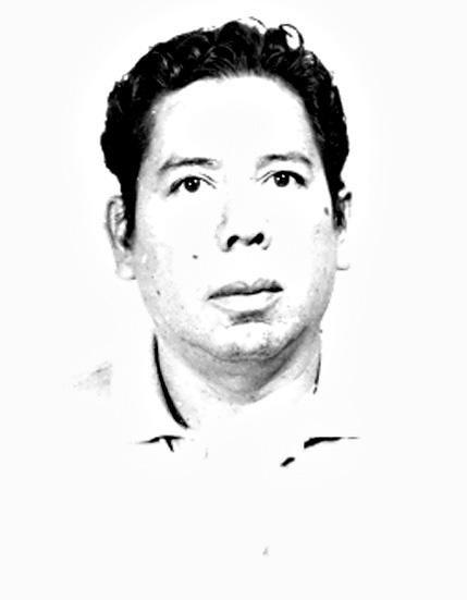 SR. ROBERTO  Espinoza, hace varias decadas.