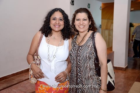 ALE  y Blanca.