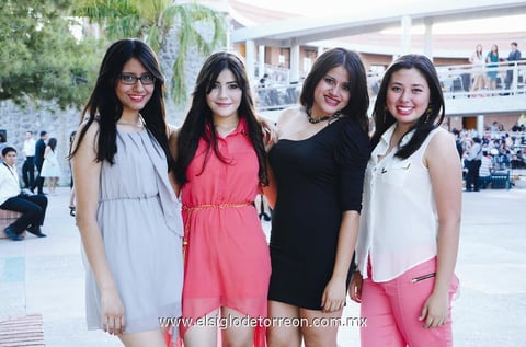 Fernanda, Diana, Diana y Amairani.