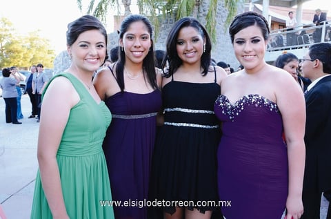 Luz, Paola, Lupita y Dany.
