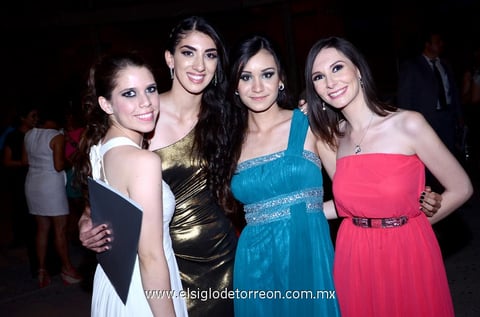 ALEJANDRA,  Nancy, Mery y Julia.