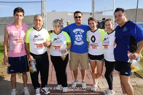 EDDY,  Enrique, Fina, Sergio, Kenia, Liliana y Enrique.