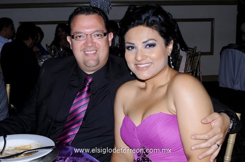 JAVIER  Deep y Adriana Hernández.