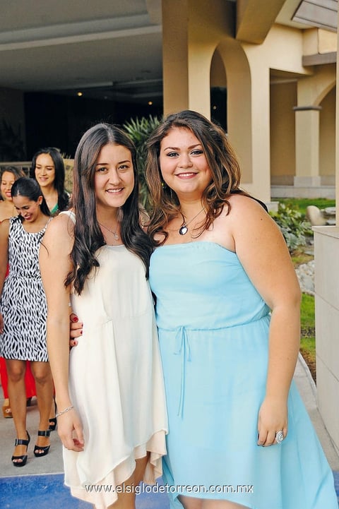 Laura y Cecilia.