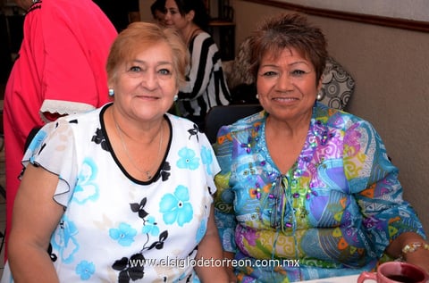 GLORIA  y Sata.