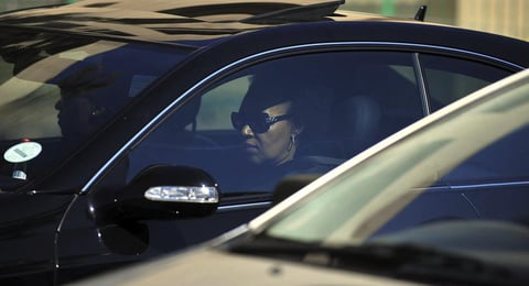 Una de las hijas de "Madiba", Zenani Mandela, también pasó por el hospital de Pretoria (Sudáfrica) donde el ex presidente sudafricano permanece hospitalizado.