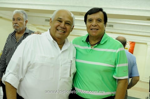 REUNIóN DE EX ALUMNOS.  Francisco Dávila y Leonel Anzuela.