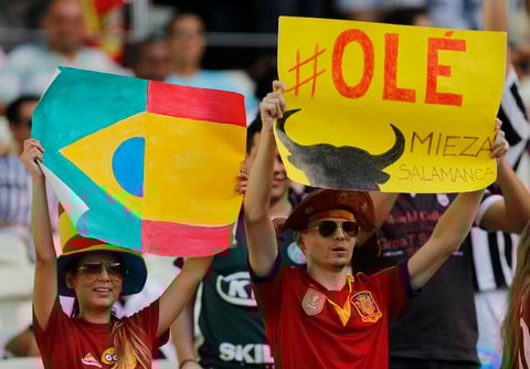 La afición española presente en el Castelao.