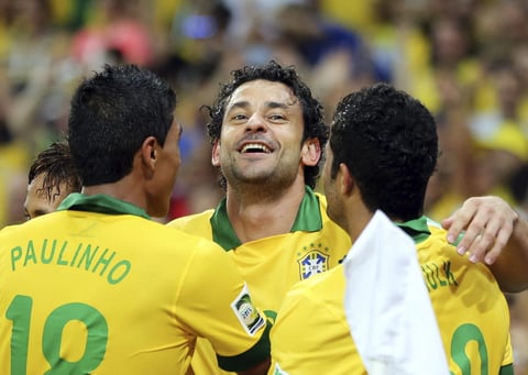 Por si hubiera sido poco con anotar el primer gol, Fred quiso liquidar el encuentro y marcó el 3-0 para el conjunto de casa, marcador que sería el definitivo.