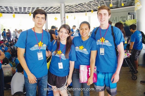 Alberto, Gaby, Karla y Fernando.