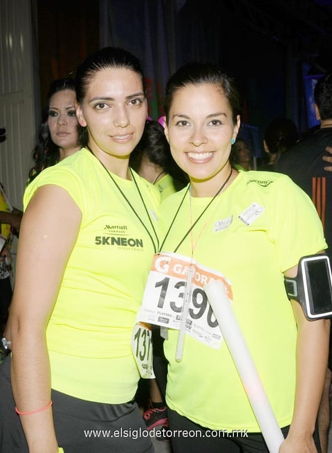 ELINA GONZáLEZ  y Daniela Boyain.