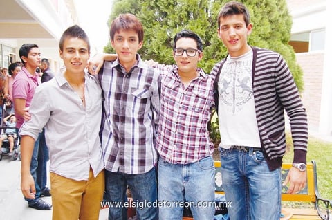 Juan Manuel, Sebastián, Mauricio y Marcos.