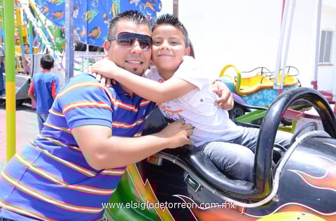 ROBERTO  y Carlos.