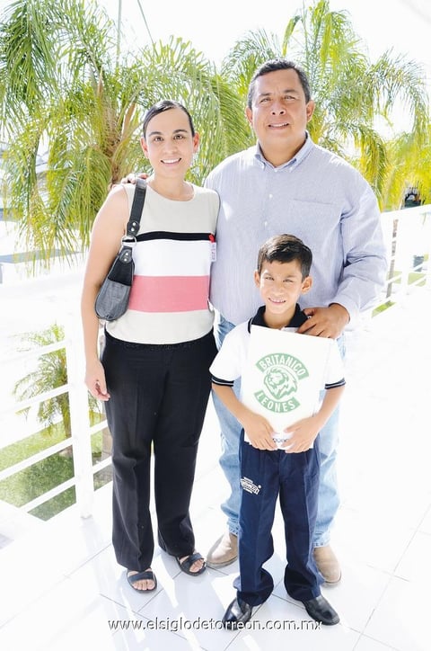Liliana, Humberto y Roberto.