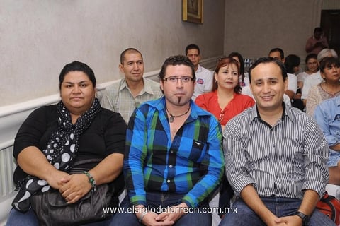 ELENA,  Édgar y Gerardo Iván.
