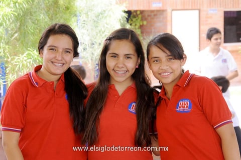 05072013 ANA SOFíA,  Diana y Luisa.
