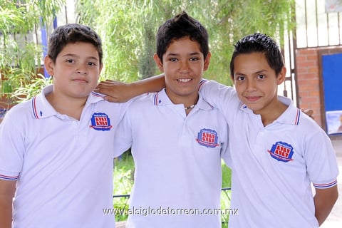 05072013 DALAY,  Pepe y Bryan.