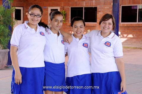 05072013 ASHLEY,  Sofía, Natalia y Renata.