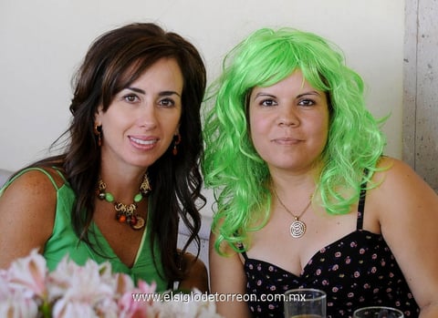 09072013 EVA  y Lily.