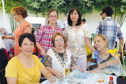 BERTHA,  Elba, Beatriz, Bety y Beatriz Eugenia.