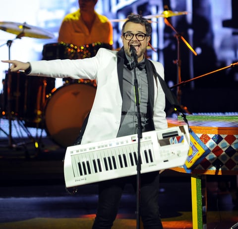 La parte musical corrió a cargo del cantautor Aleks Syntek.