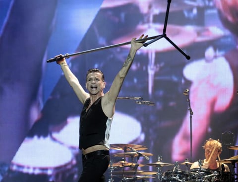 Durante el concierto inaugural, que tuvo lugar el 11 de julio, el público vibró con la presencia de Depeche Mode.