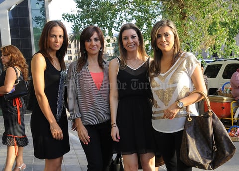 Marcela,  Dora, Katia y Massiel.
