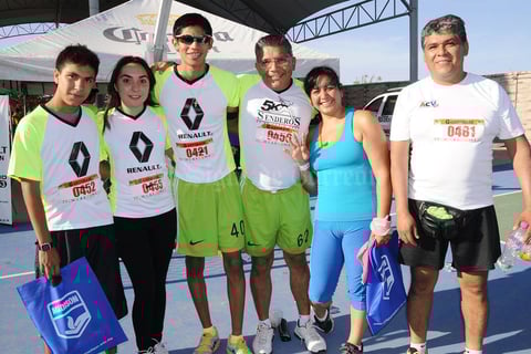 Daniel,  Fabiola, Jorge, Rodrigo, Cristina y Agustín.